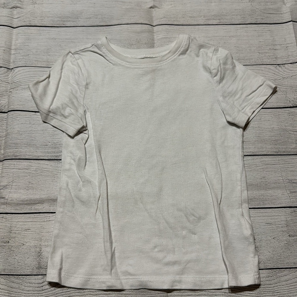 Old Navy White Short Sleeve Shirt size 5T